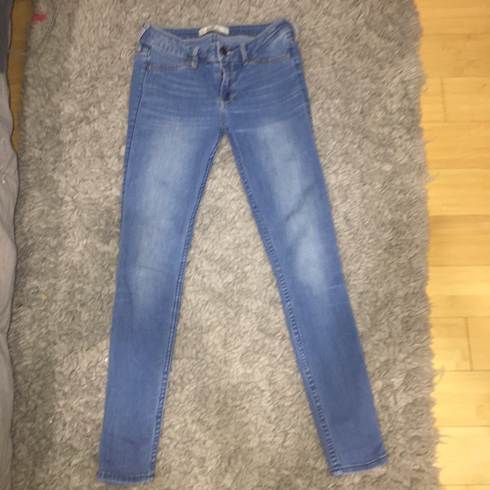 Hollister jeans